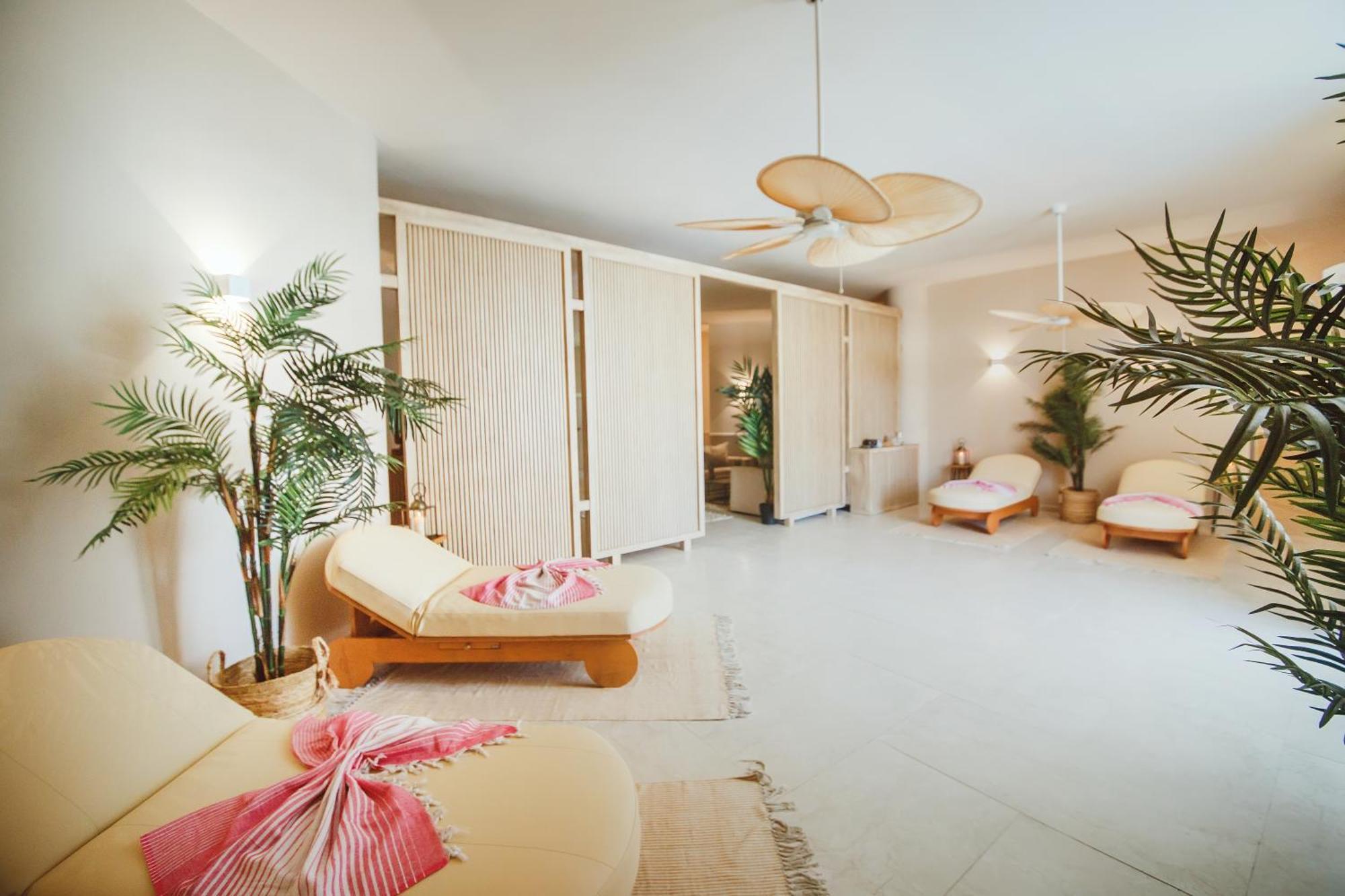 Stunning 2 Bedroom Holiday Home In 5-Star Resort Trikomo Екстер'єр фото